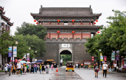 集团执行总裁一行两人应邀赴滦州市就滦州城投“十四五”发展战略规划进行交流洽谈