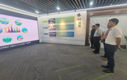 高密市国资中心主任邱天高、中城盟执行总裁贺明田等一行六人应邀赴安吉县考察交流“两山银行”创立及运作模式等相关事宜