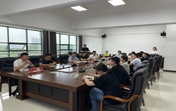 集团执行总裁贺明田应邀为“湖南岳阳绿色化工产业园开发建设投资有限公司”中层干部及子公司负责人作专题培训